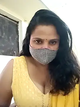 Snapshot of Shikha-mehra7 chatting on October 31, 6:25 am Shikha-mehra7 online show from October 31, 6:25 am