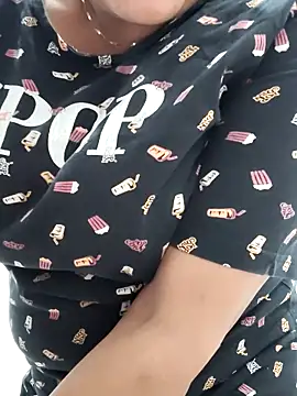 Shikha-mehra7 online show from March 4, 2:01 pm