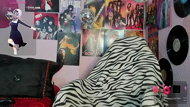 Avril Maria online show from October 29, 6:42 pm