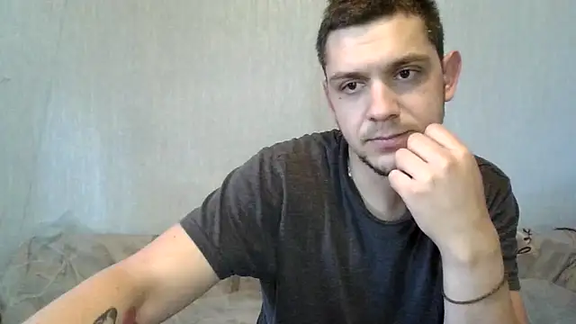Snapshot of BogdanNegoda chatting on May 19, 8:09 am BogdanNegoda online show from May 19, 8:09 am