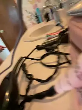 sexybigdick04 online show from July 29, 6:17 pm