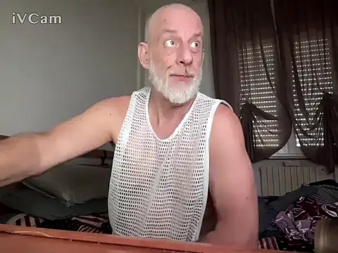 Pigna16PSRN online show from April 8, 10:15 am