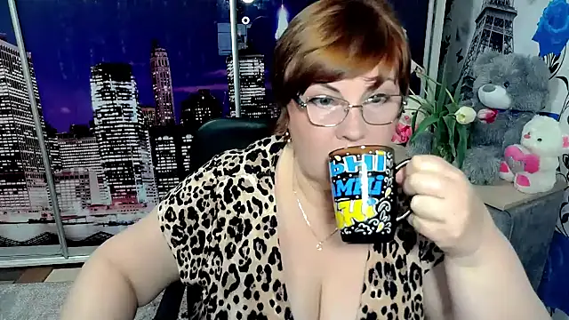 Bela Lana  online show from May 11, 6:05 pm