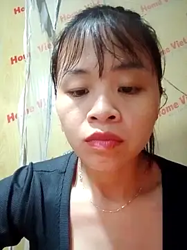 Snapshot of Mie-mie11 chatting on September 30, 4:06 am Mie-mie11 online show from September 30, 4:06 am