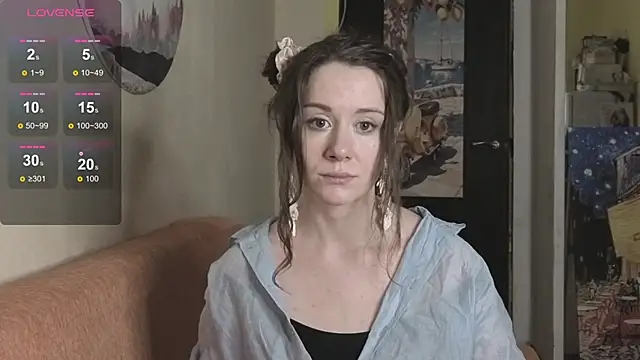 Snapshot of SkyHelen chatting on March 22, 4:32 pm SkyHelen online show from March 22, 4:32 pm
