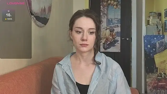 Snapshot of SkyHelen chatting on April 1, 8:15 am SkyHelen online show from April 1, 8:15 am