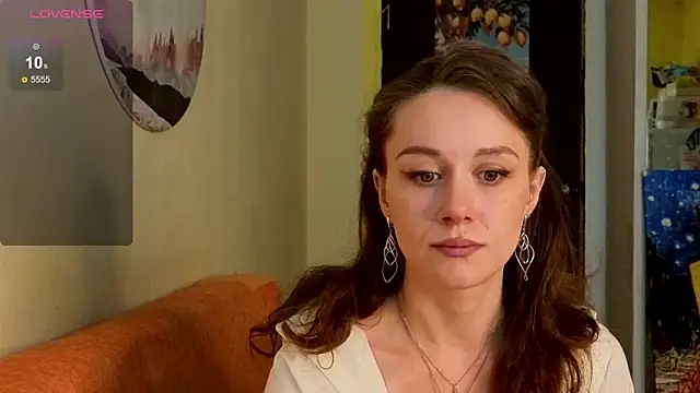 Snapshot of SkyHelen chatting on May 12, 7:27 am SkyHelen online show from May 12, 7:27 am