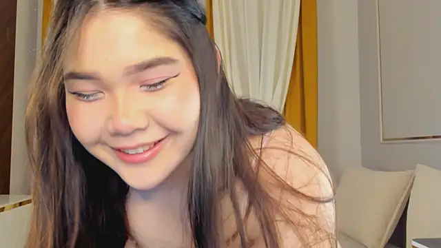 yummmymommy online show from October 4, 1:53 pm