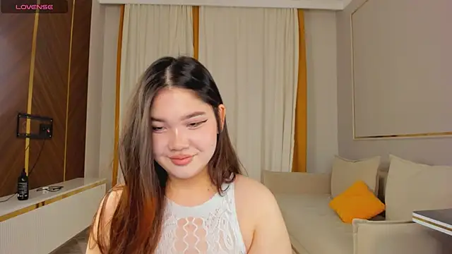 yummmymommy online show from October 10, 2:38 pm