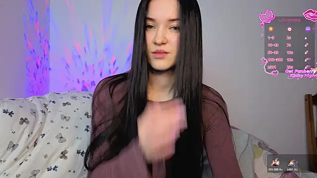 Veliora online show from December 15, 5:39 pm