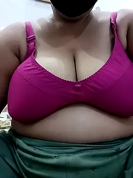 Rakhi sawant143 online show from September 11, 12:44 am