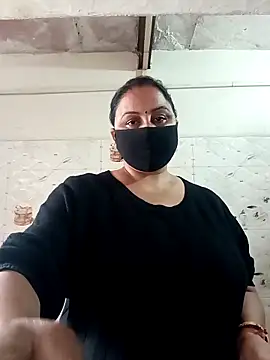 Snapshot of Rakhi_sawant143 chatting on November 22, 2:43 am Rakhi sawant143 online show from November 22, 2:43 am