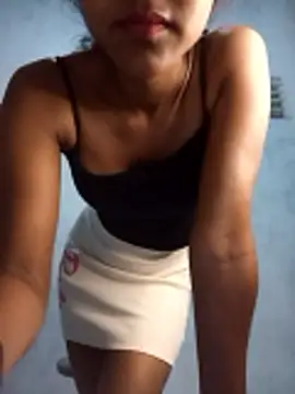 venuki ihalagamage online show from March 8, 12:30 am