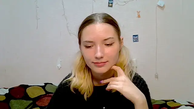 Snapshot of _kikiclark__ chatting on September 27, 8:47 pm  kikiclark   online show from September 27, 8:47 pm