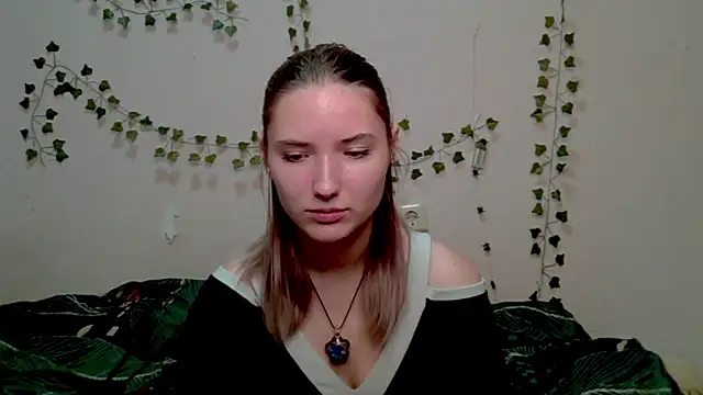  kikiclark   online show from November 8, 8:18 pm