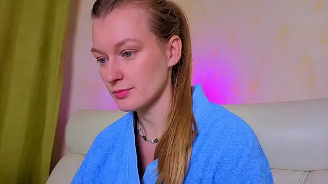 MysticVenus  online show from April 1, 1:41 pm