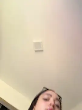 hottiee melannie online show from March 21, 8:12 pm