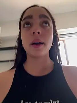 hottiee melannie online show from March 24, 5:51 pm