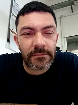 Snapshot of Alex_404040 chatting on September 25, 3:32 am Alex 404040 online show from September 25, 3:32 am