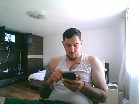 Snapshot of DaNNyeL016 chatting on July 30, 8:57 am DaNNyeL016 online show from July 30, 8:57 am