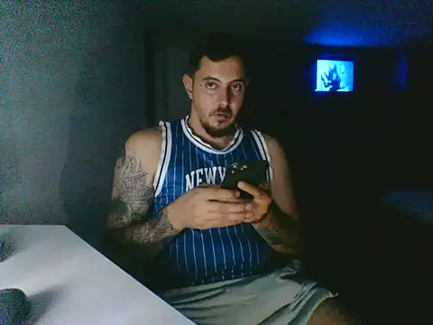 Snapshot of DaNNyeL016 chatting on July 30, 9:03 pm DaNNyeL016 online show from July 30, 9:03 pm