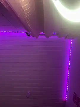 luluzinhax online show from April 19, 5:29 am