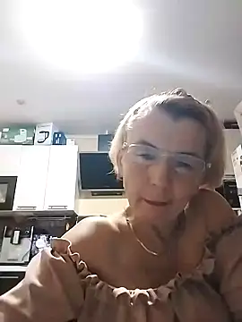 VasylynaLove421 online show from September 21, 7:37 pm