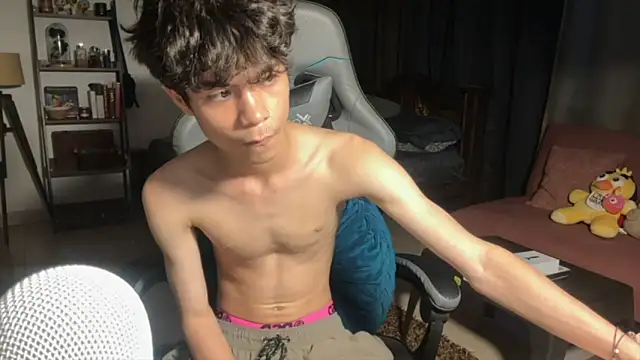 OopsAgain  online show from January 14, 10:36 pm