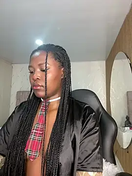 Snapshot of eliza_eup chatting on June 15, 8:00 pm eliza eup online show from June 15, 8:00 pm