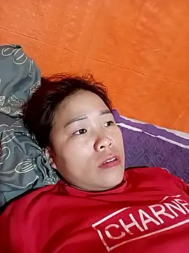 Snapshot of sumy-00 chatting on October 1, 11:38 am sumy-00 online show from October 1, 11:38 am