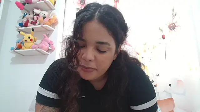 Snapshot of SecretBrunette chatting on September 17, 5:58 pm SecretBrunette online show from September 17, 5:58 pm