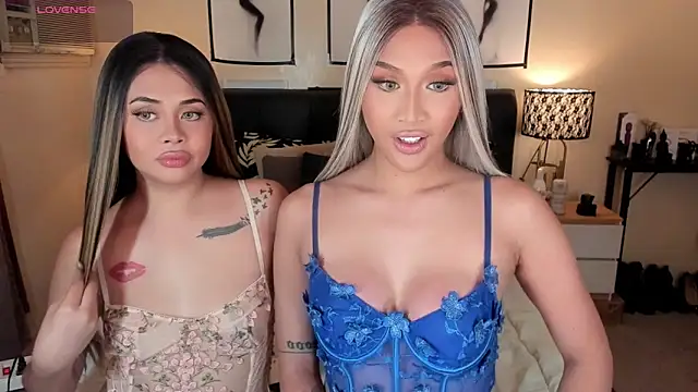 Snapshot of nycmargalewis chatting on September 28, 3:34 am nycmargalewis online show from September 28, 3:34 am