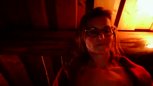 Valinella online show from March 29, 8:31 pm