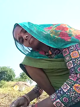 Snapshot of Hot-honi chatting on October 12, 3:49 am Hot-honi online show from October 12, 3:49 am