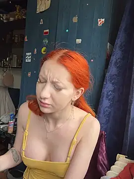 DaddysLittleSlutfox online show from April 22, 8:39 am