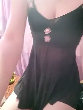 Snapshot of CherryBeii chatting on May 17, 10:28 pm CherryBeii online show from May 17, 10:28 pm