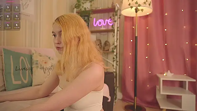 Ruminelle online show from April 23, 11:42 am