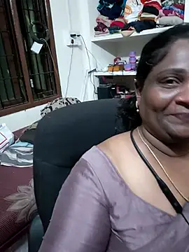 Snapshot of Tamil_Kavitha10 chatting on June 9, 3:34 pm Tamil Kavitha10 online show from June 9, 3:34 pm
