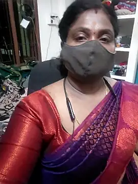Snapshot of Tamil_Kavitha10 chatting on June 12, 8:19 pm Tamil Kavitha10 online show from June 12, 8:19 pm