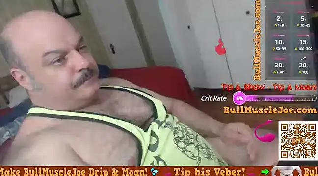 Snapshot of bullmusclejoe chatting on December 18, 7:08 pm bullmusclejoe online show from December 18, 7:08 pm