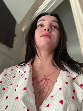 Snapshot of VendiMur chatting on November 15, 2:09 am VendiMur online show from November 15, 2:09 am