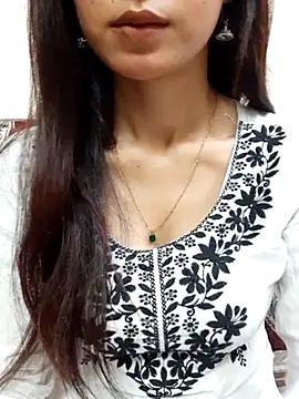 Snapshot of siya_rani67 chatting on May 18, 4:13 pm siya rani67 online show from May 18, 4:13 pm