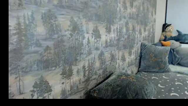   Elina   online show from October 21, 3:40 am