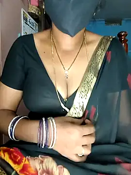 Snapshot of SindhuHappy chatting on May 11, 11:13 pm SindhuHappy online show from May 11, 11:13 pm