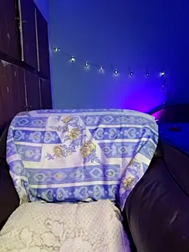 royeoy22 online show from September 28, 3:28 pm