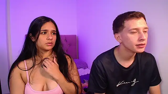 mae nathan  online show from December 3, 5:33 pm