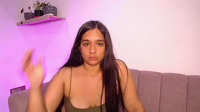 mae nathan  online show from July 25, 11:02 pm