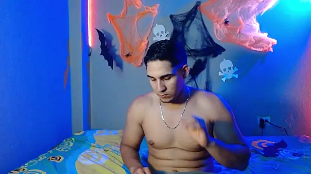 Snapshot of massimo_vidal_ chatting on October 25, 1:46 am massimo vidal online show from October 25, 1:46 am