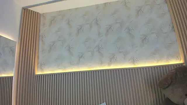 Liss-Reyes online show from February 20, 12:05 pm