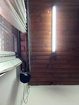 lulizoee online show from April 22, 5:47 pm